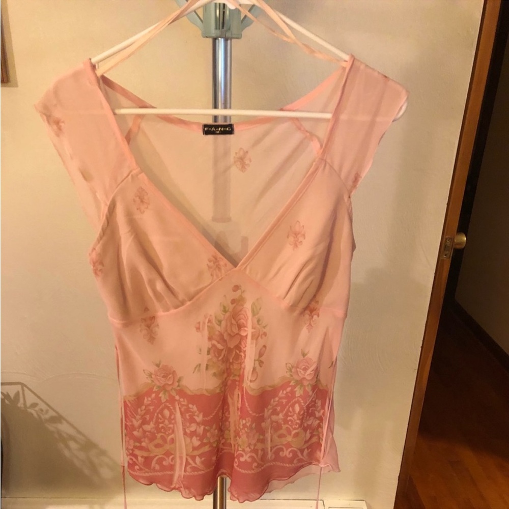 🌸 FANG sheer peach top